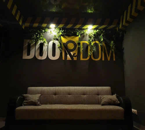 DOORDOM — Camere de Evadare